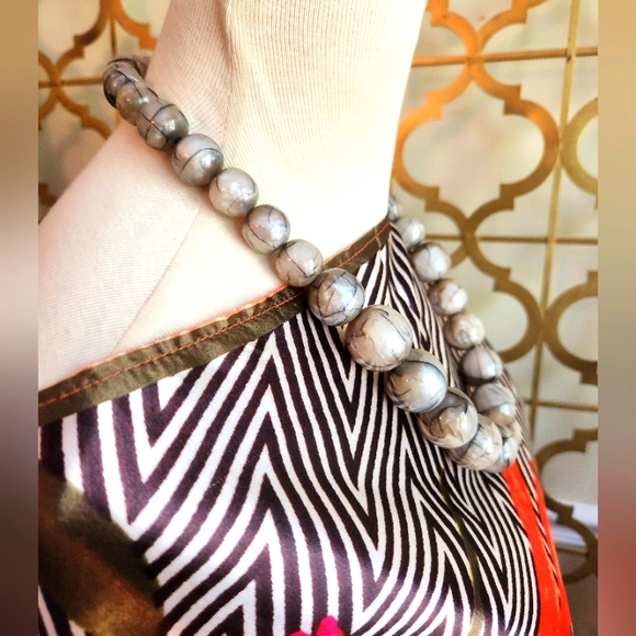 Acrylic Statement Necklace w Black and White Marbeling - Picture 3 of 17